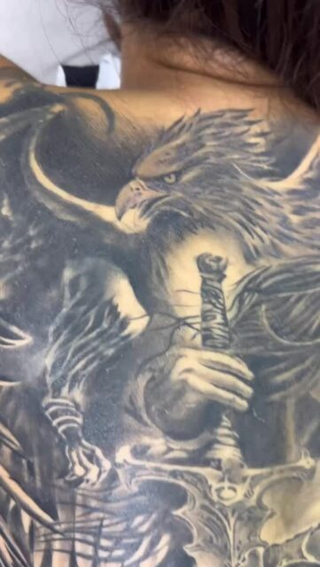 👉 ADRIEN renseignement en mp 
@adrientattoonoumea
#noumea #tattoo #tatouage#newcaledonia #pacifictattootattooartist tattooing adrientatouagenc inklife tattooink tattoonoumea