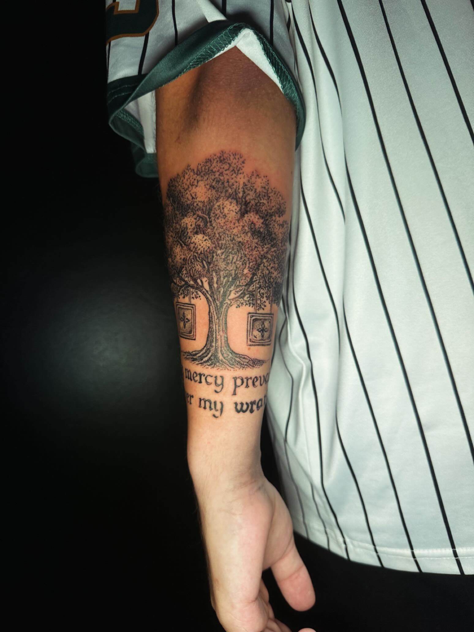 👉 ADRIEN renseignement en mp 
@adrientattoonoumea
#noumea #tattoo #tatouage#newcaledonia #pacifictattoo#tattooartist #tattooing #adrientatouagenc #inklife #tattooink #tattoonoumea