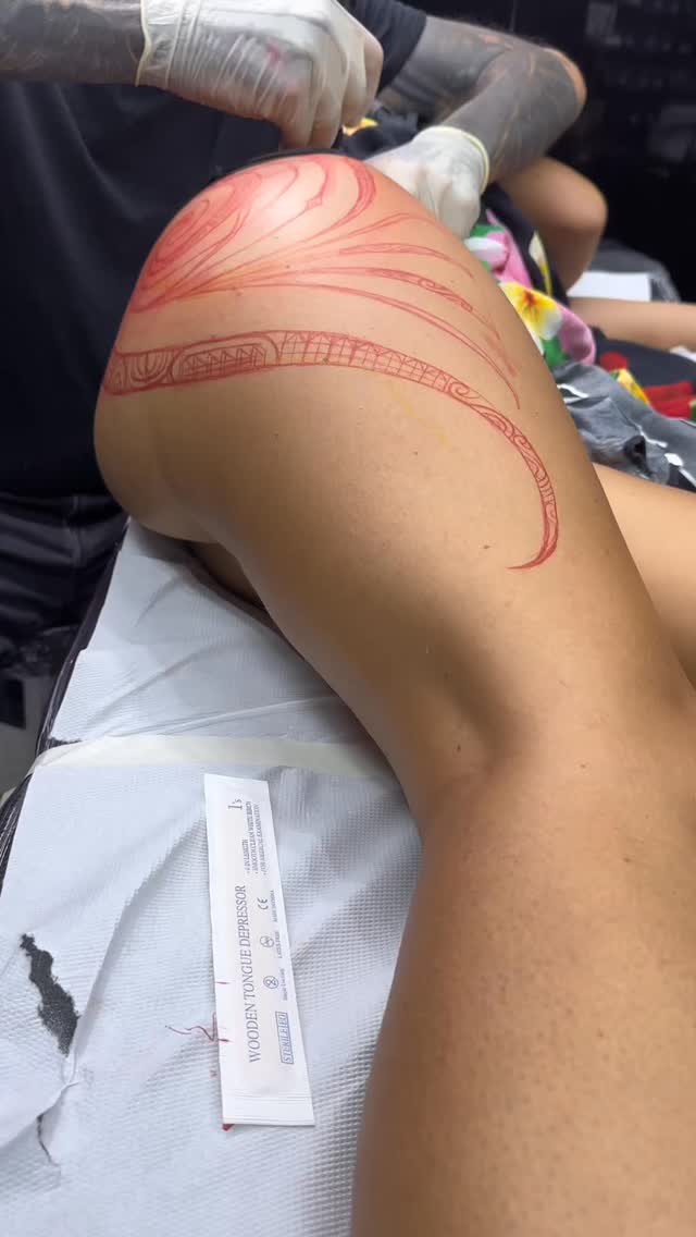 👉 ADRIEN renseignement en mp 
@adrientattoonoumea
#noumea #tattoo #tatouage#newcaledonia #pacifictattootattooartist tattooing adrientatouagenc inklife tattooink tattoonoumea