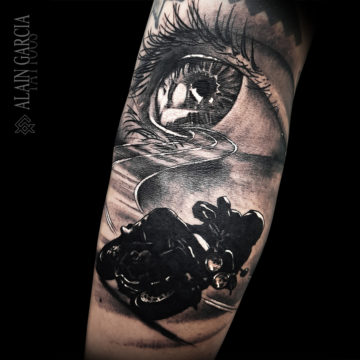 oeil-moto-tatouage-noumea-eye-tattoo-sydney