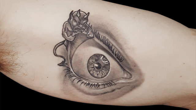 oeil-noumea-tatouage-eye-tattoo