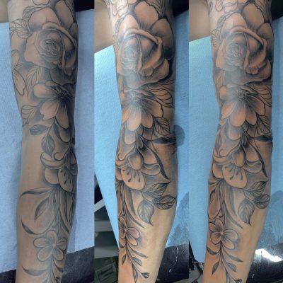 Manche florale et pivoines en noir et gris