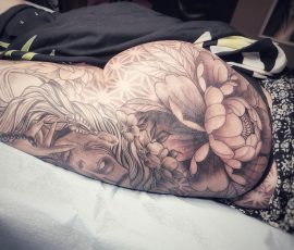Manche florale et pivoines en noir et gris