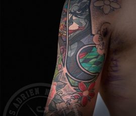 Manche japonaise en couleur sur le bras