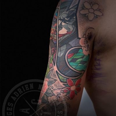 Manche japonaise en couleur sur le bras