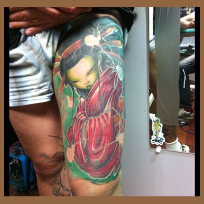 Manche de jambe japonaise en couleur, carpe koï
