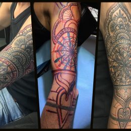 Manche ornementale et mandalas en noir et gris