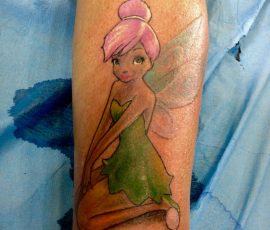 Fée en couleur, style aquarelle, sur l'avant-bras